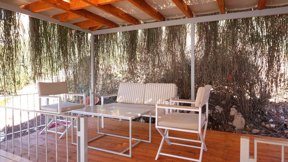 Mavilim Hotel 4/48