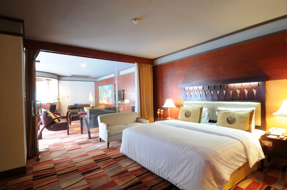 Savoy Homann Bandung 30/61