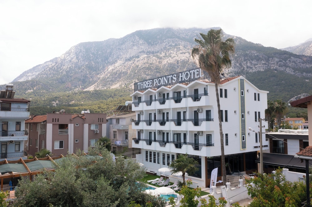 Three Points Hotel 5/47