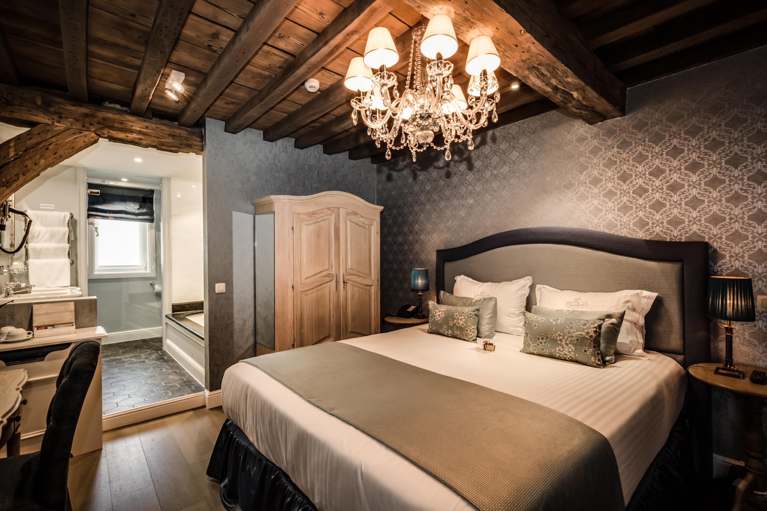 rooms