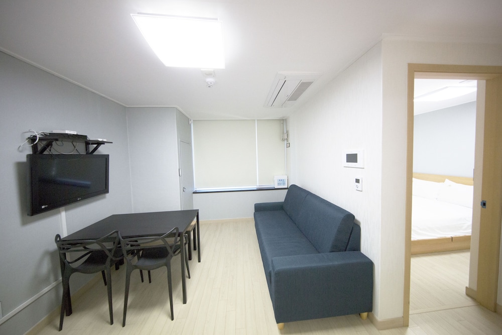 Inn-The City Business Hotel 42/53