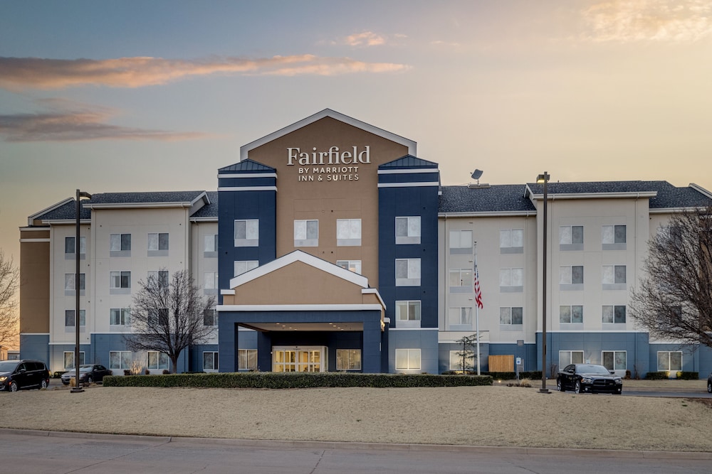 Fairfield Inn And Suites By Marriott Lawton 57/64