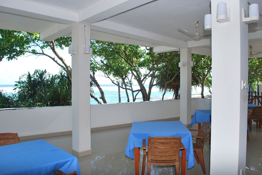 Paradise Beach Resort 33/50