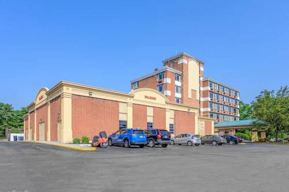 Inn at Lebanon 49/58