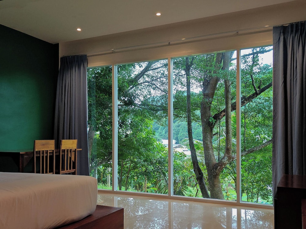 Phi Phi Chang Grand Resort 49/71