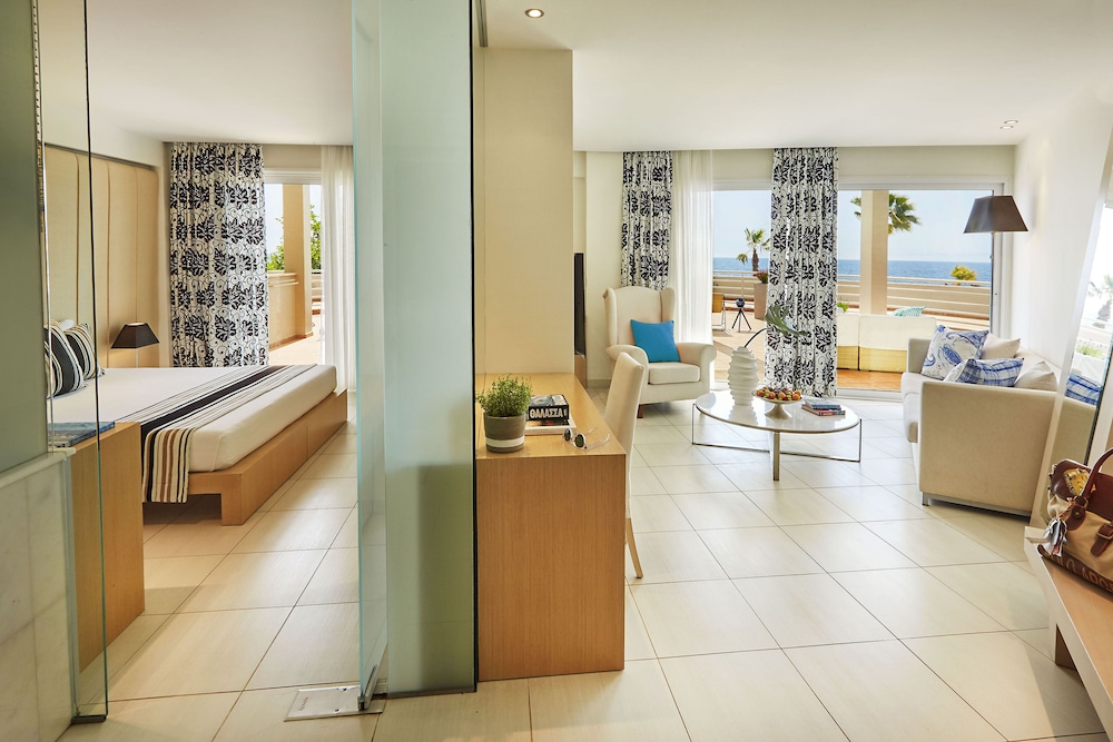 Ilio Mare Beach Hotel by GHH 42/75