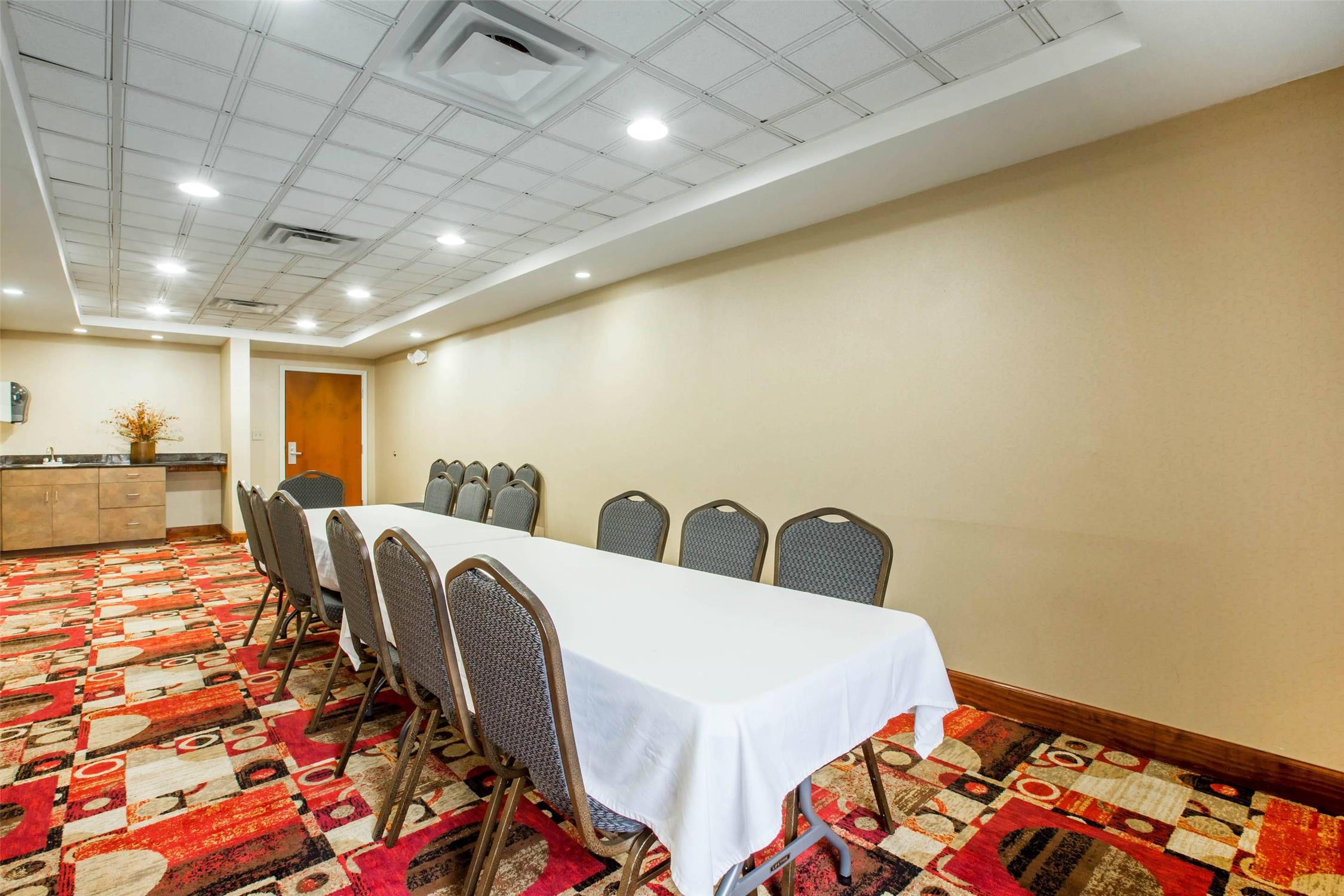 Comfort Suites Golden Isles Gateway 5/33