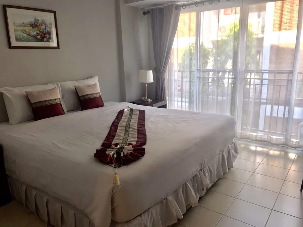 RATANA HOTEL CHIANG MAI 14/49