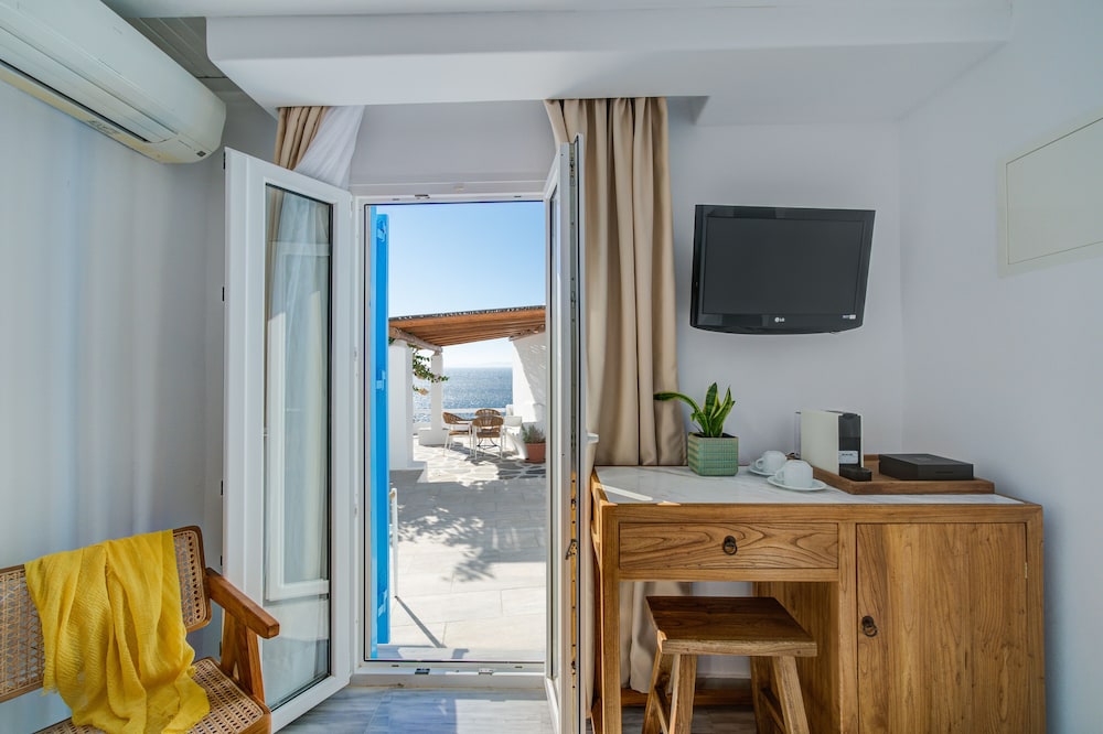 Madalena Hotel 59/69