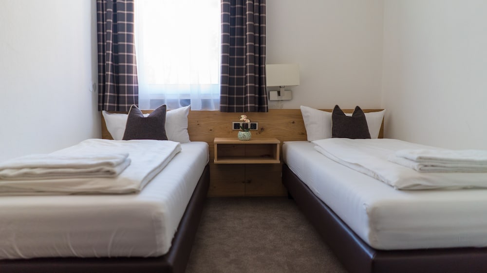 Hotel Quellenhof 6/59