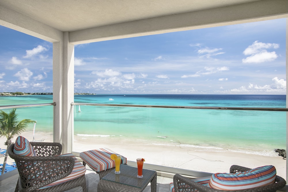 Sea Breeze Beach House 32/72