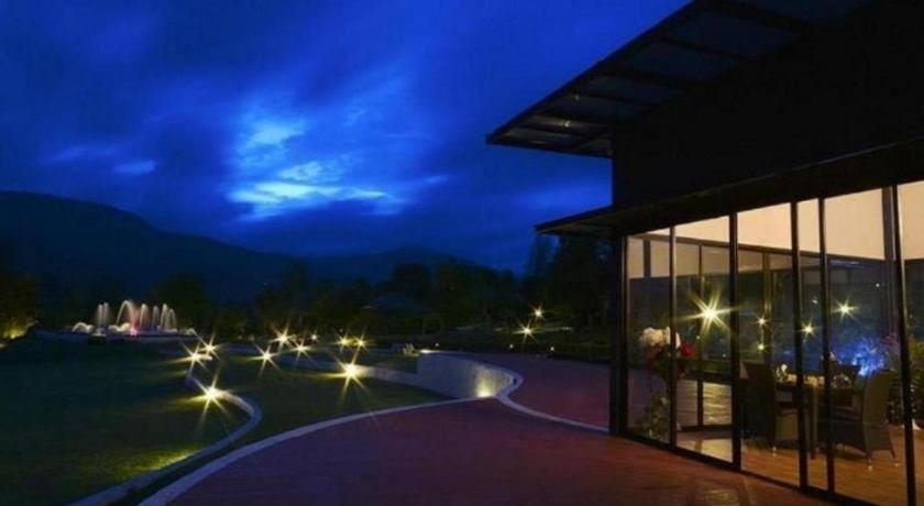 Ashcarya Boutique Resort 72/72