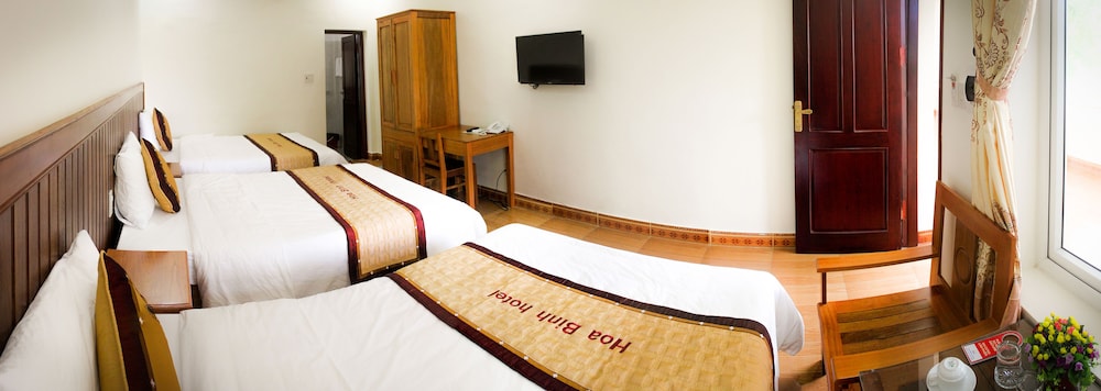 Hoa Bình Hotel 23/39