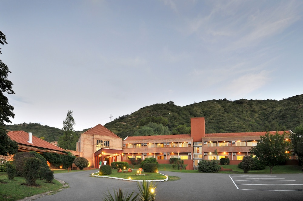 Pinares Del Cerro Hotel 2/63
