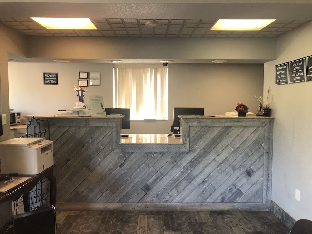 Travelodge by Wyndham Clarksville 2/11