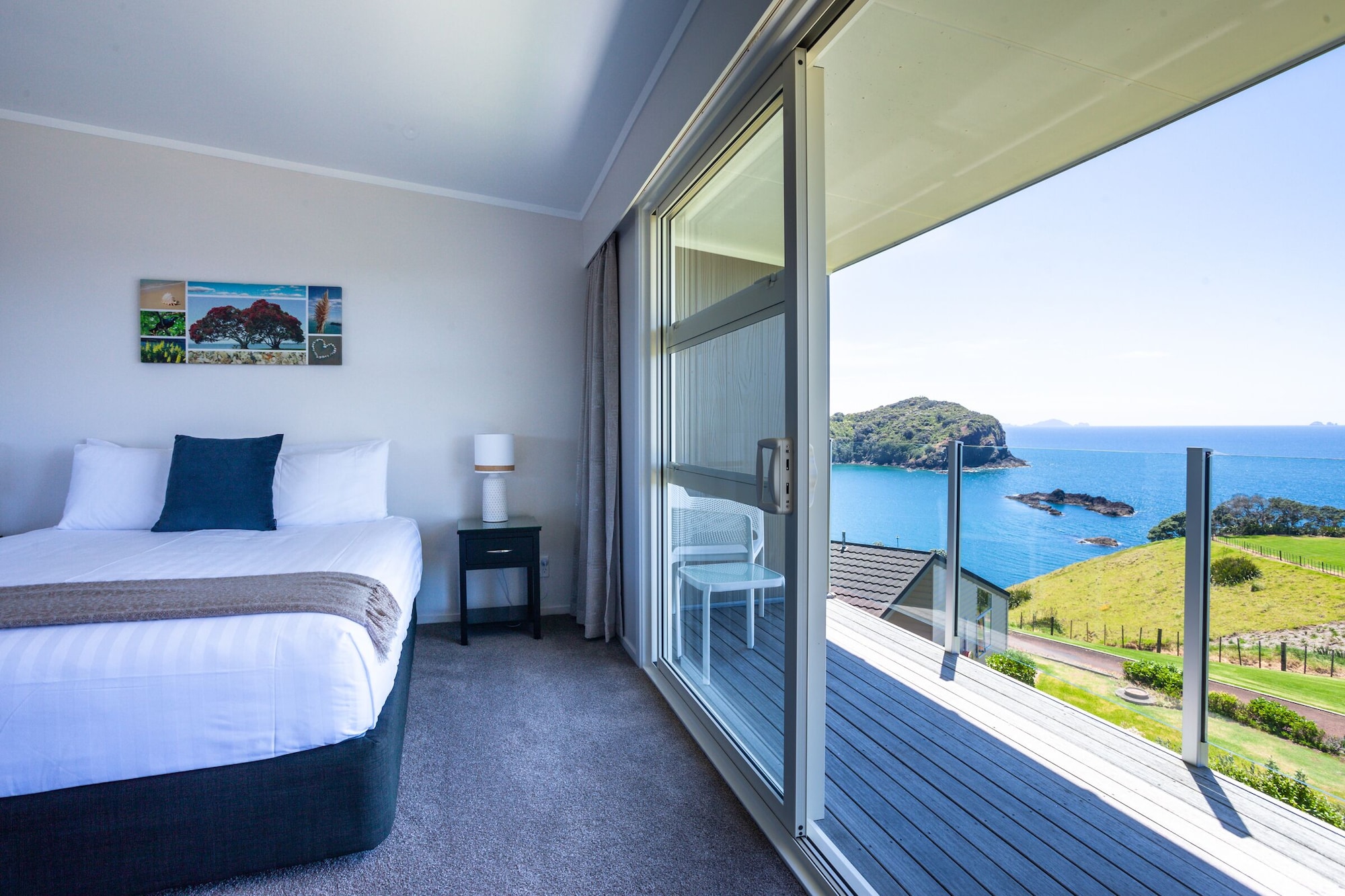 1 Bedroom, Duplex, Ocean, Deluxe, 1 King and 1 Single Beds, Kitchen