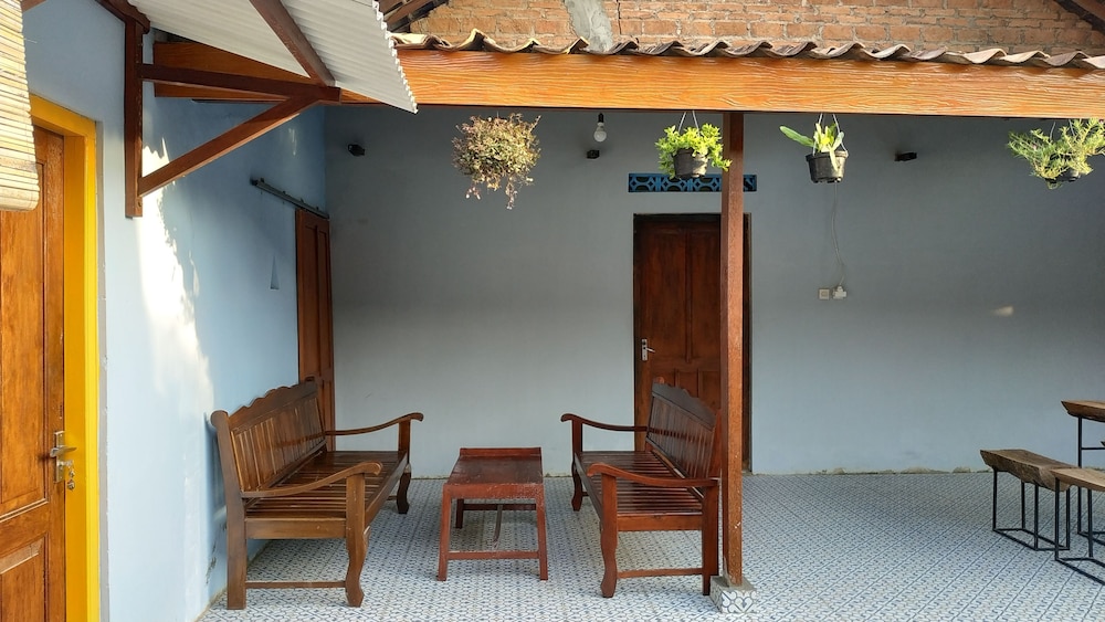 Genthong Homestay 31/44