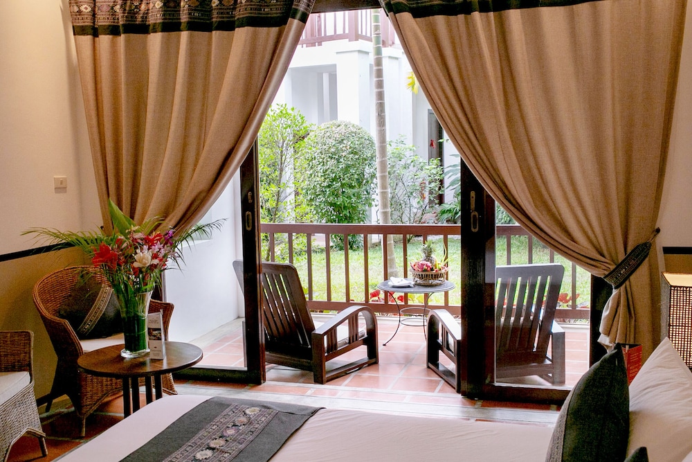 Riverside Boutique Resort Vang Vieng 64/74