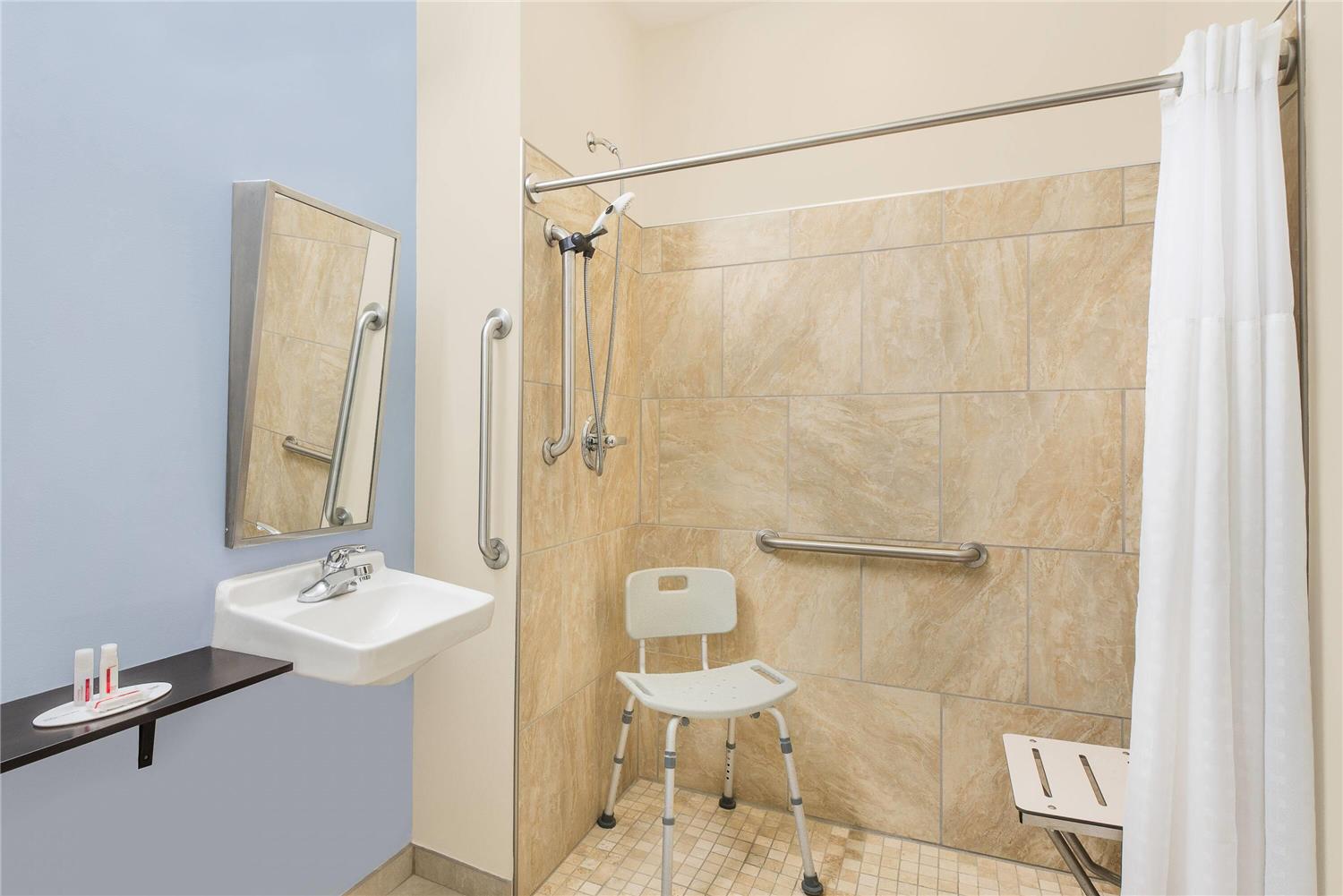 Microtel Inn & Suites By Wyndham Waynesburg 6/6