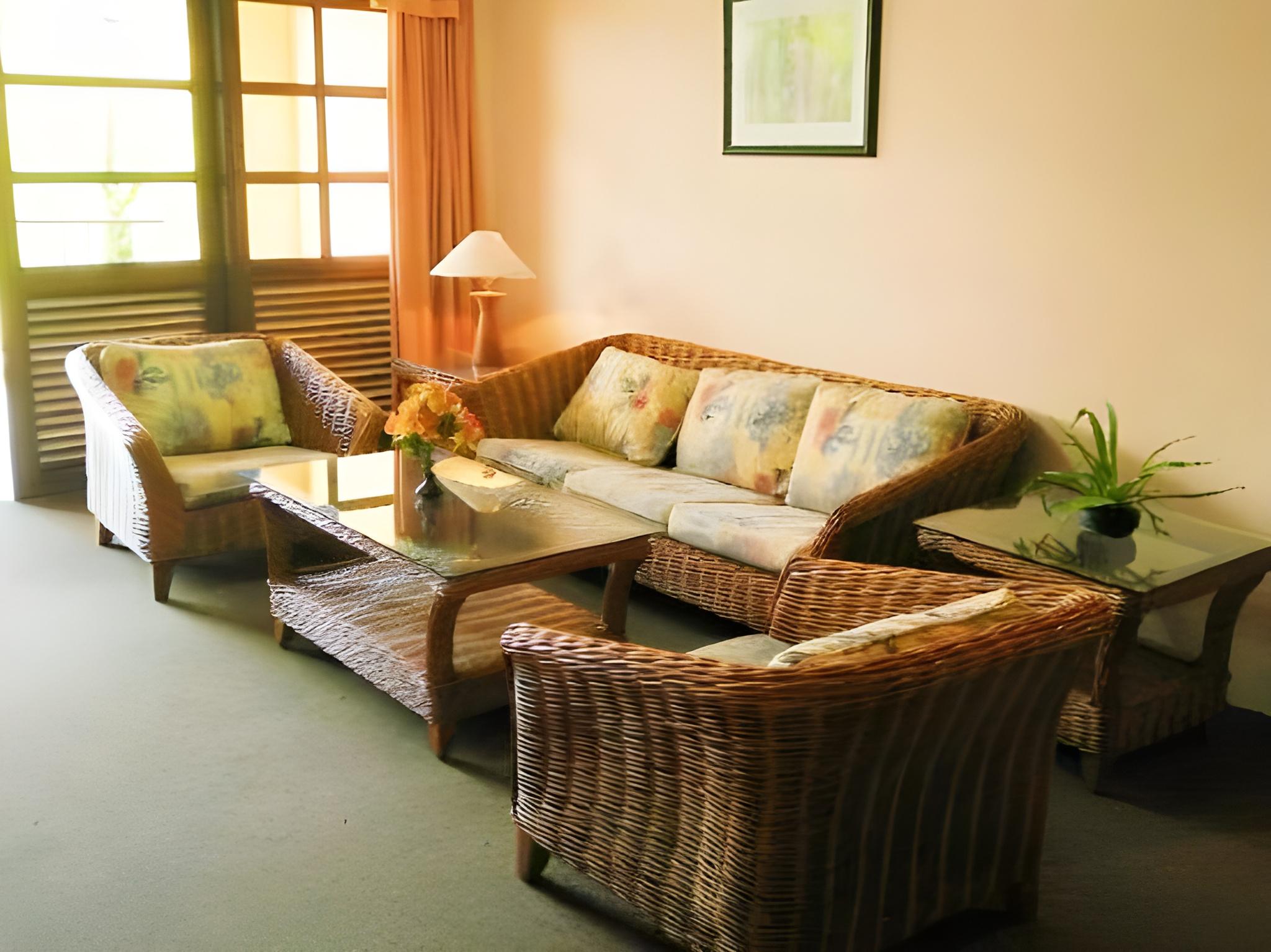 PUNCAK INN RESORT(KT) 12/27