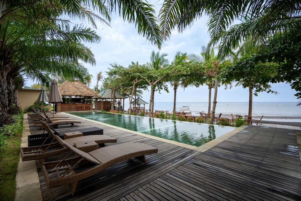 The Grand Villandra Resort 23/45