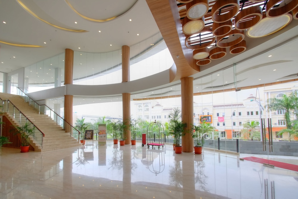 Sunday Hotel Antero Jababek in CIKARANG
