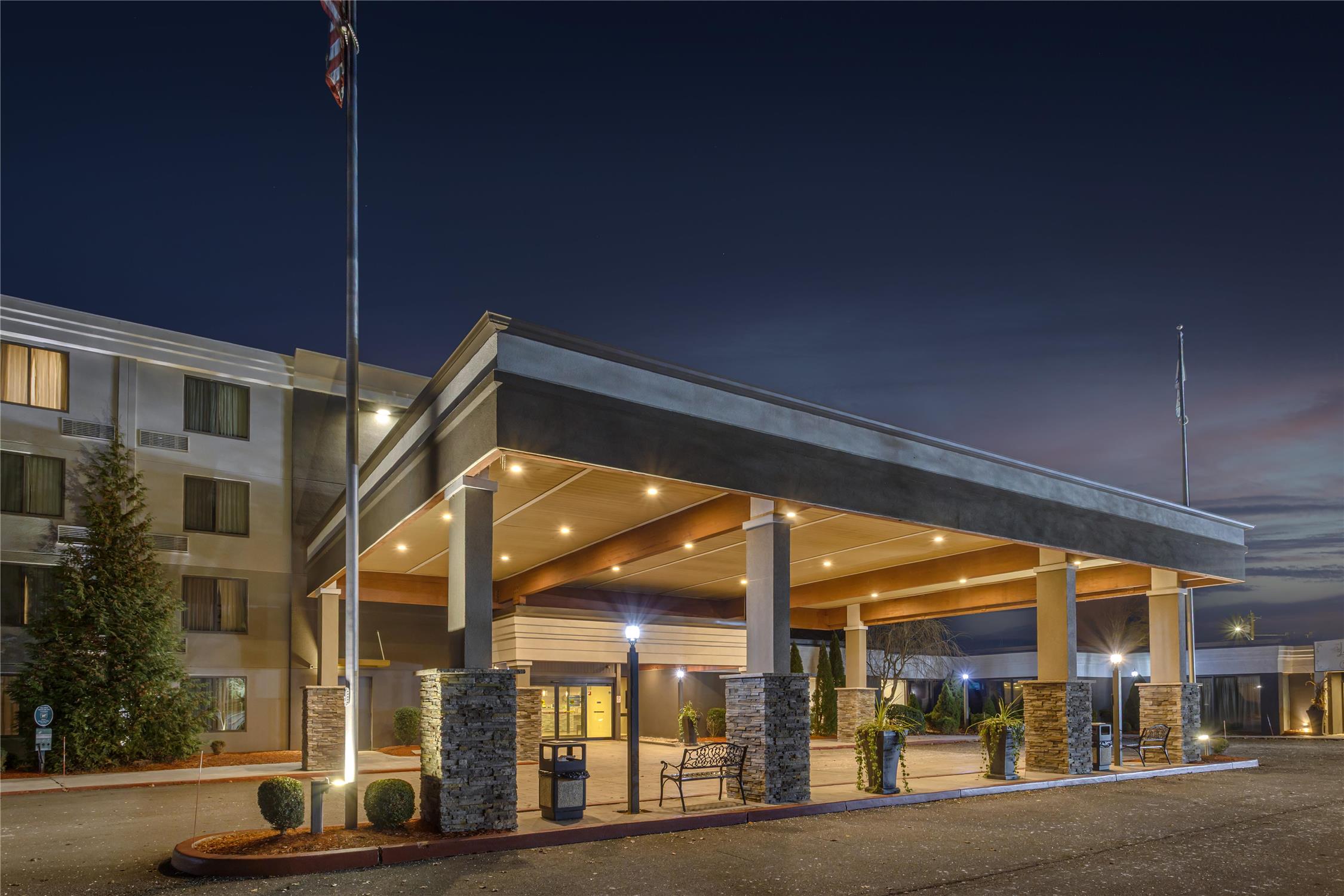 Best Western Hunt's Landing Hotel Matamoras/Milford in MATAMORAS - PA