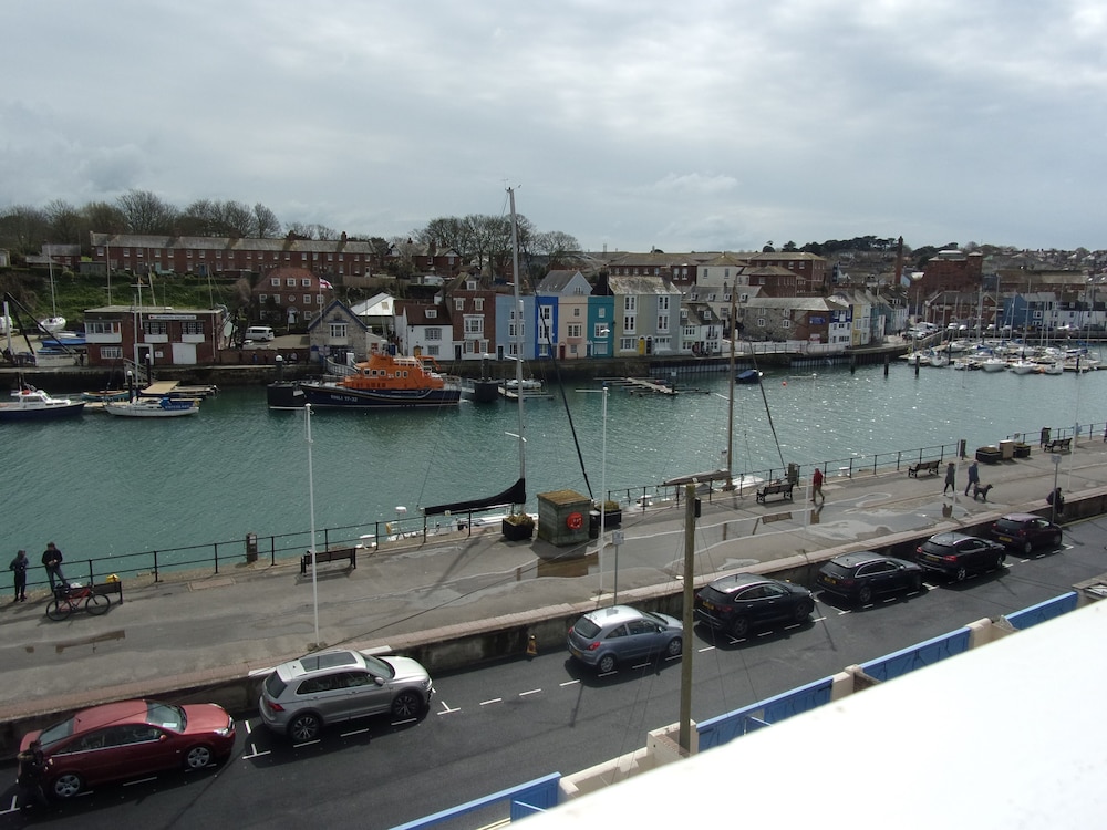 The Cavendale 24/50