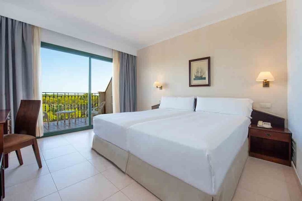 Valentin Son Bou Hotel Apartments 39/85