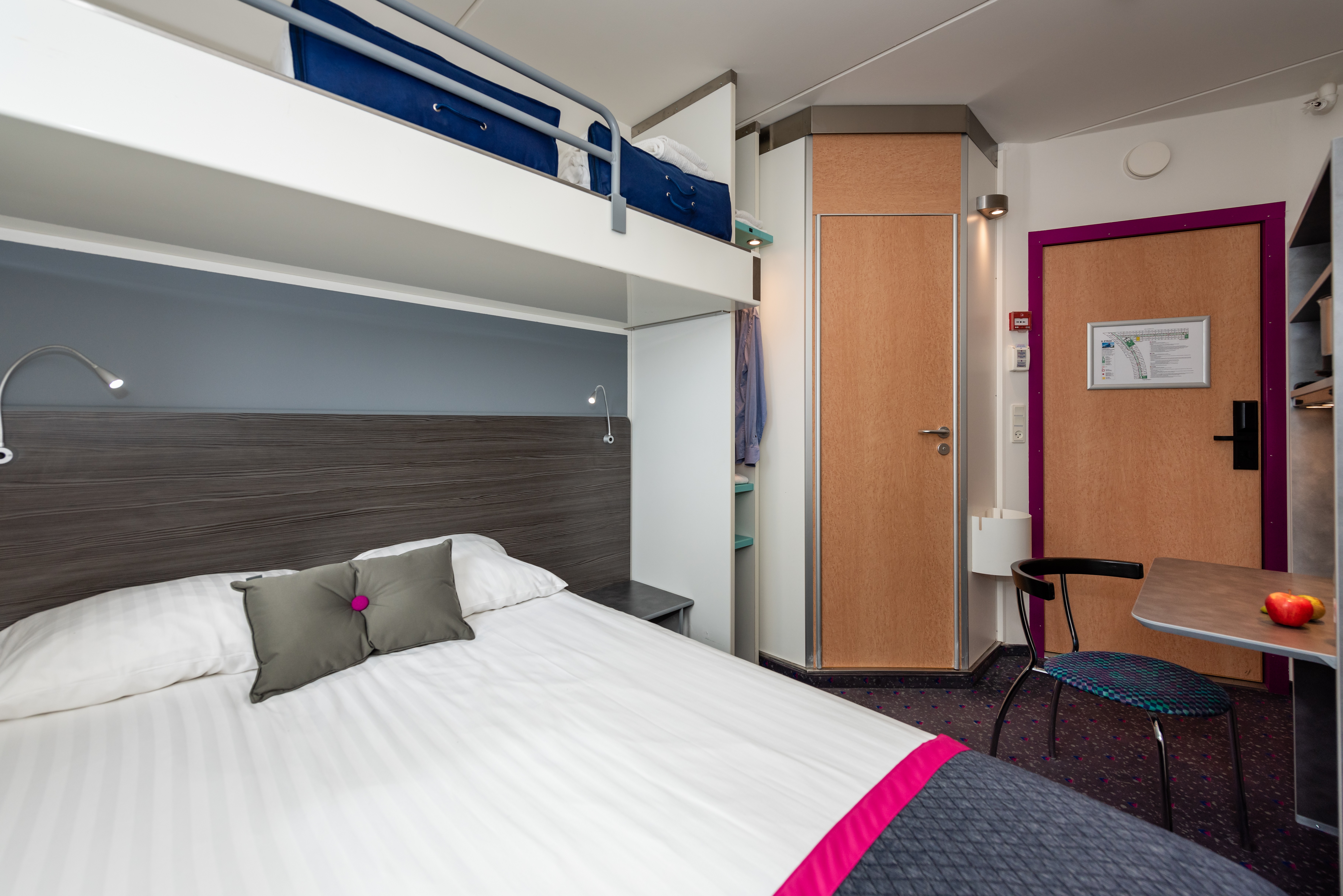 Room at CABINN Metro, COPENHAGEN