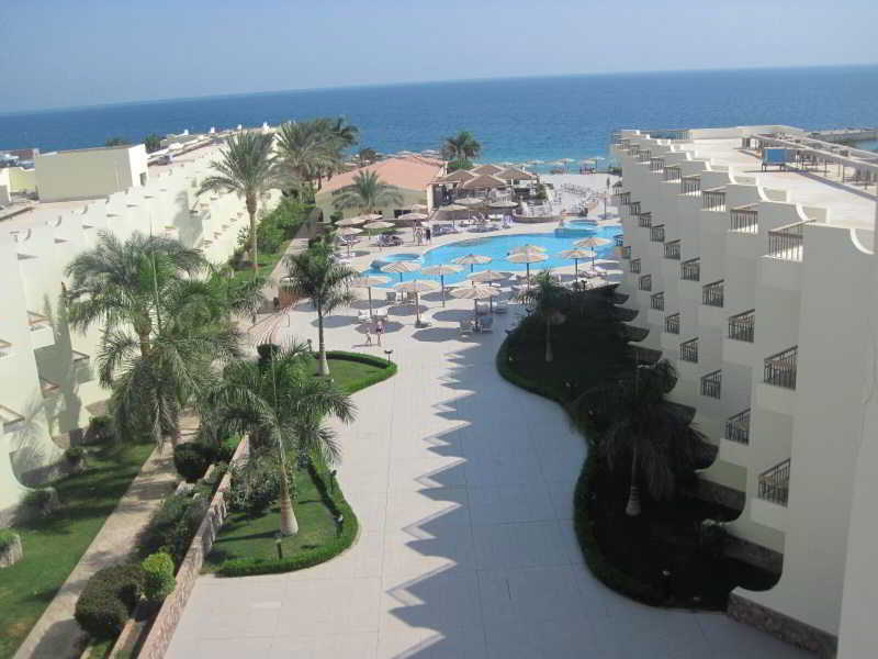 Palm Beach Resort 3/38