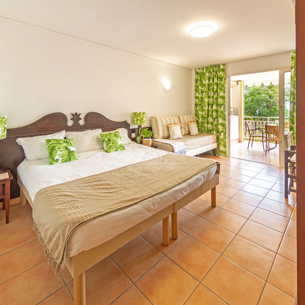Pierre Vacances Sainte Anne Holiday Village 21/50