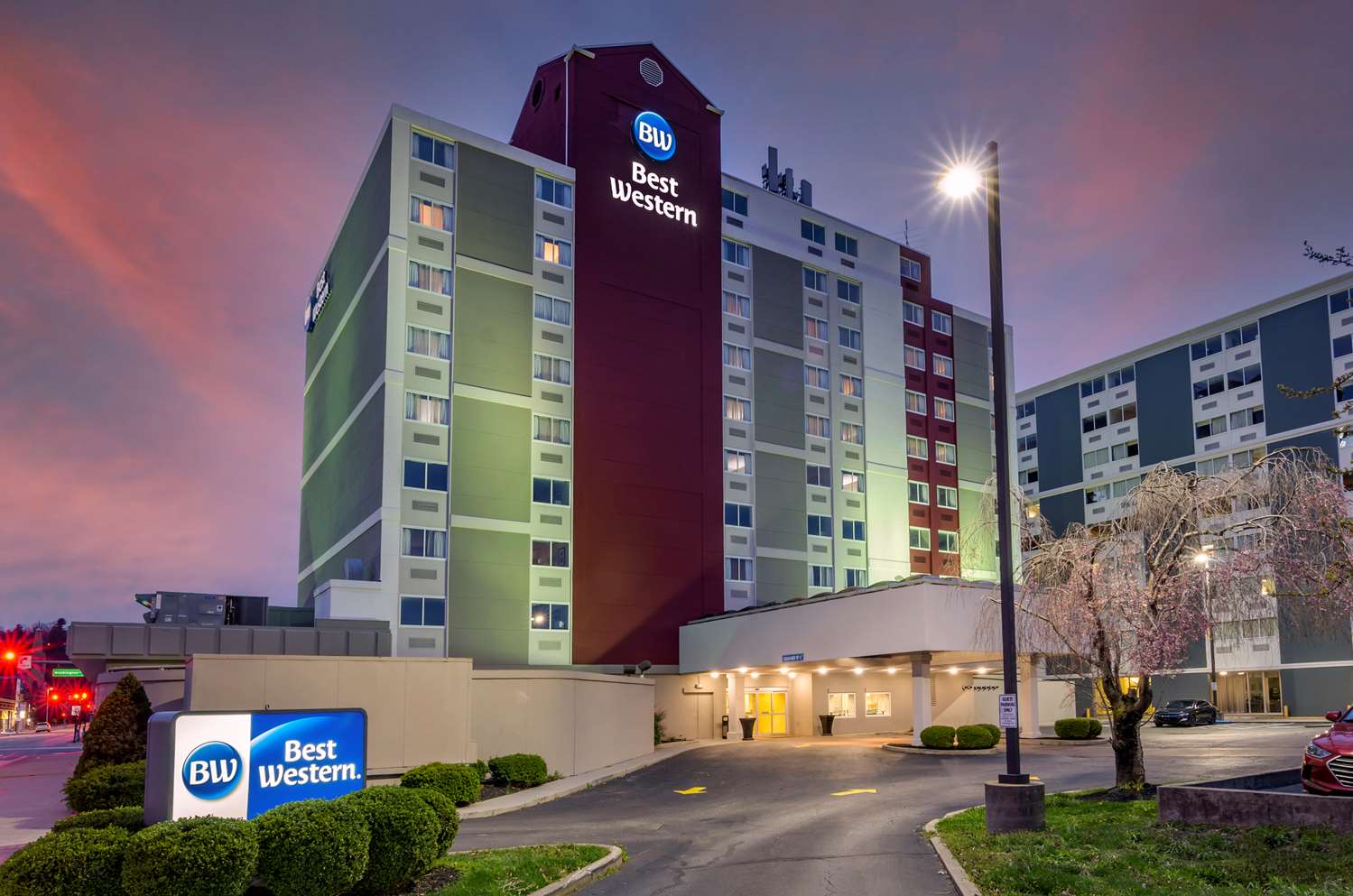 Charleston Tower Hotel 3/29