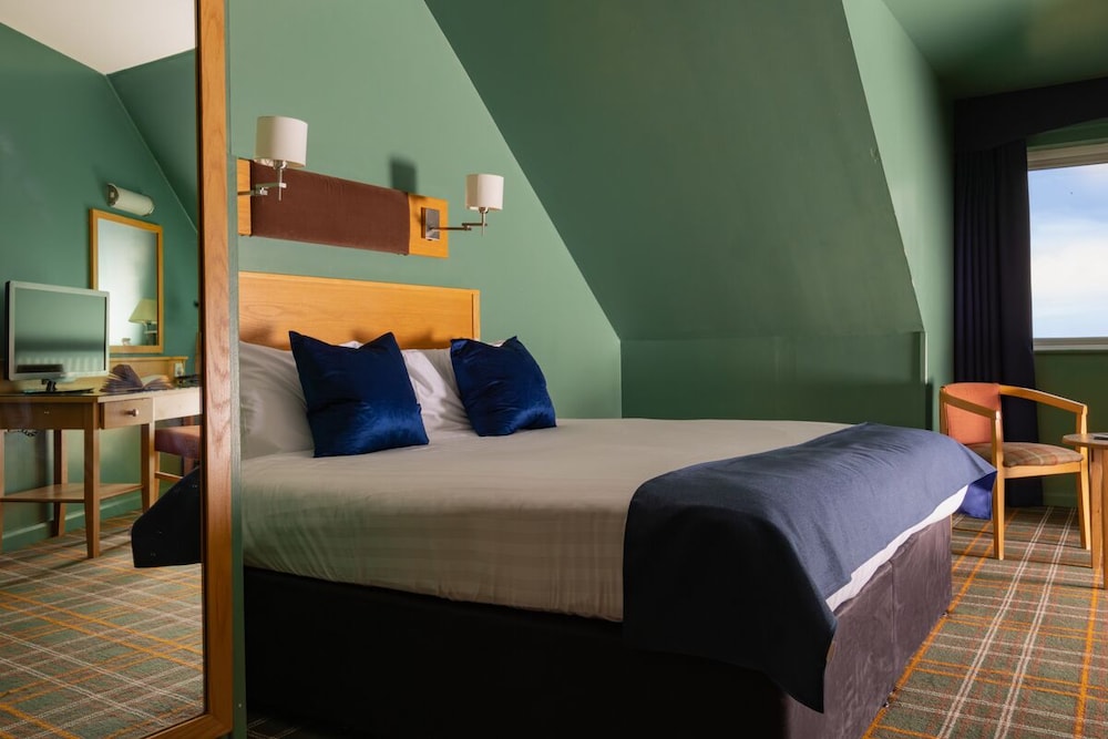 Atlantic, King Bed