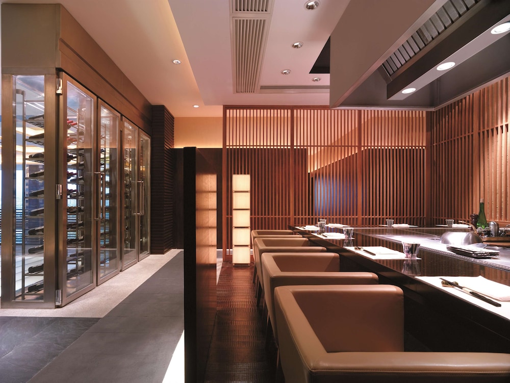 Shangri La Guangzhou 6/66