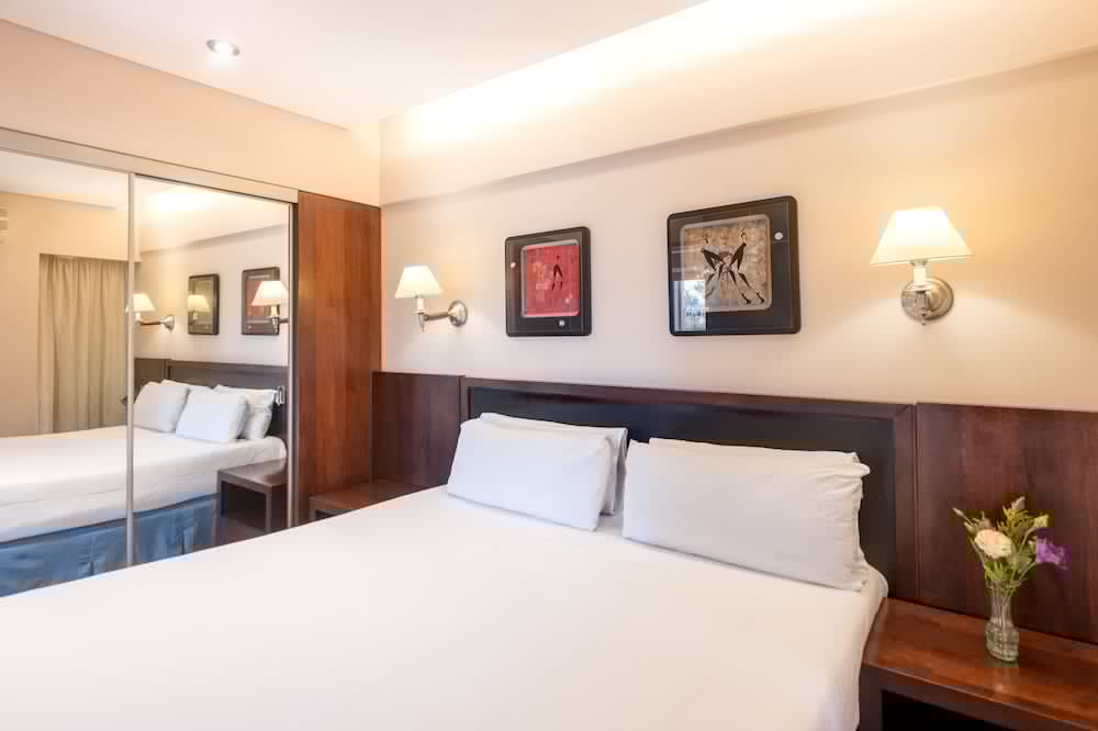 Exe Hotel Colon 38/76