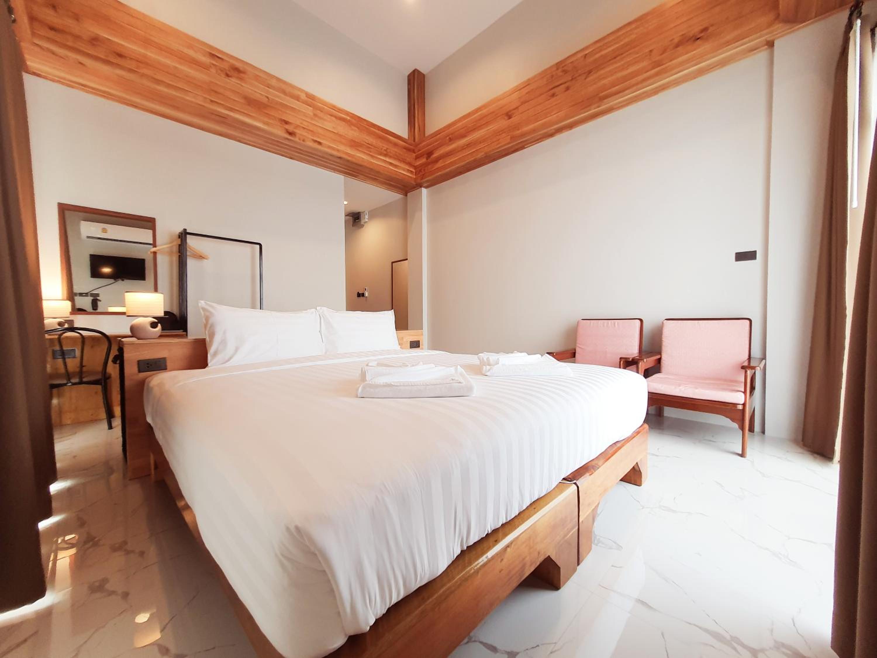 SUhotel Suratthani 18/50
