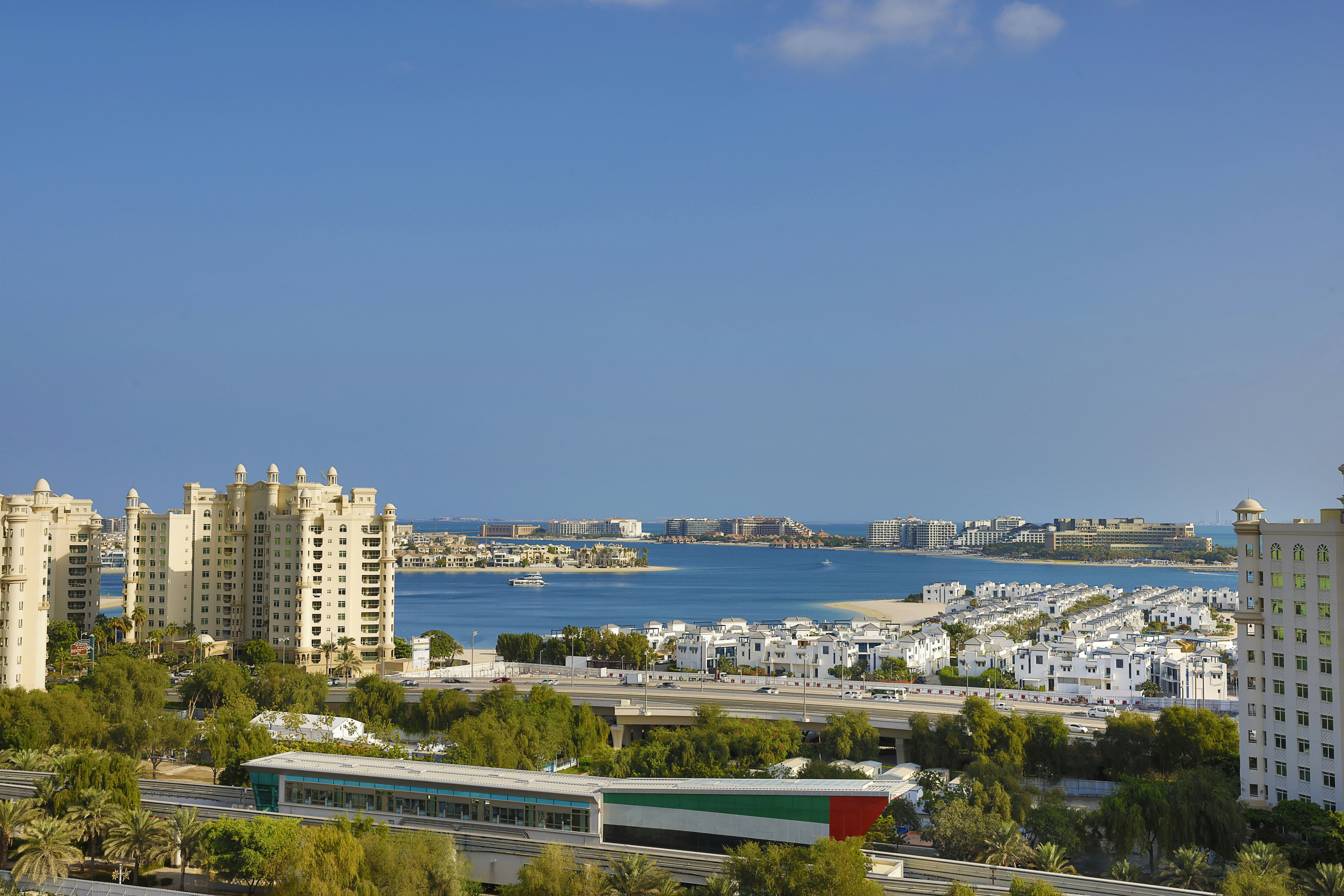Tumbi Hotel Dubai The Palm, Tapestry Collection by Hilton 50/54