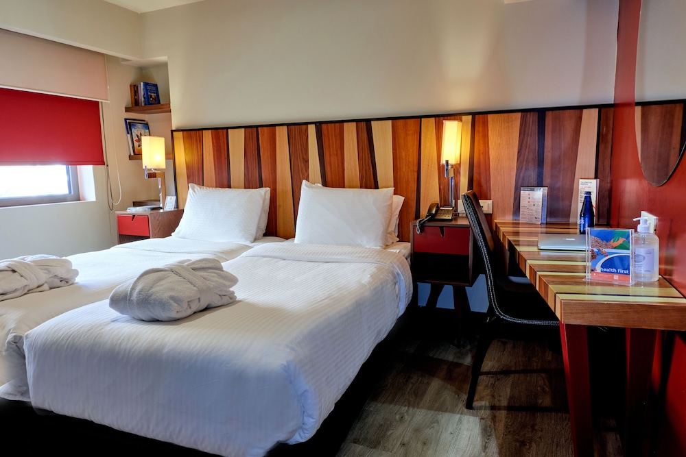 Lato Annex Boutique Rooms 14/36