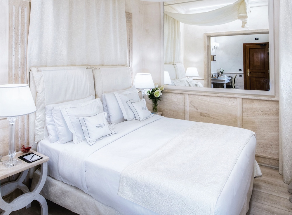 SUPERIOR, DOUBLE BED