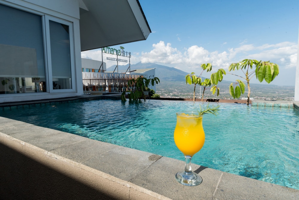 Amarta Hills Hotel And Resort 28/50