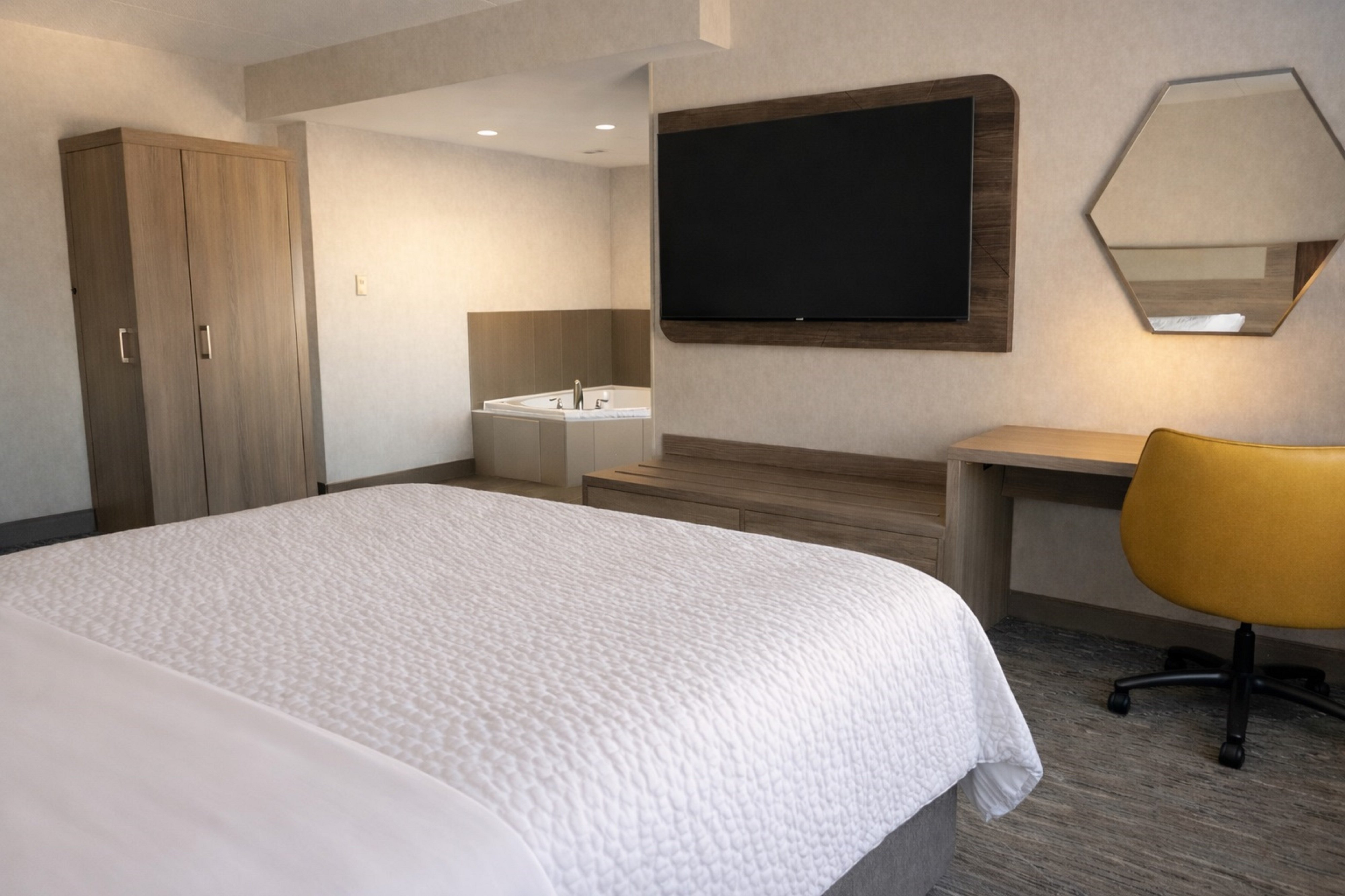 Holiday Inn Express Hotel Amp Suites Timmins 11/39