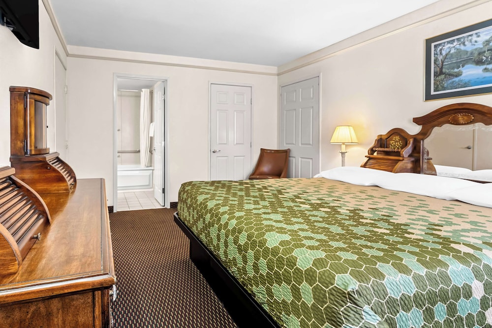 Standard, King Bed