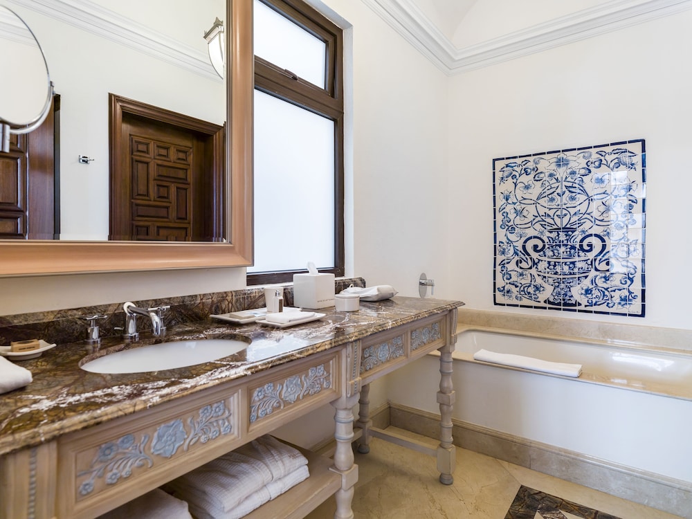 Master, Suite, King Bed
