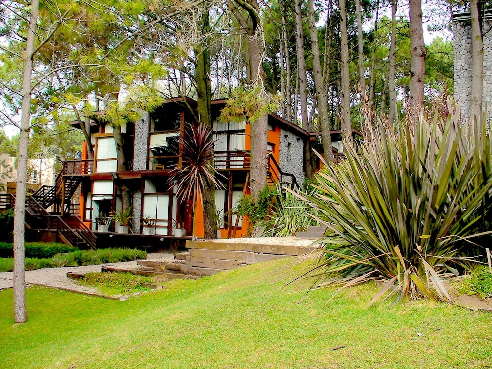 Altos Medanos - Cabanas y Club de Bosque 39/48