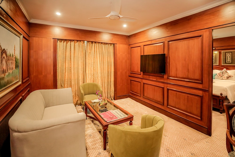 INDIA AWADH 33/55