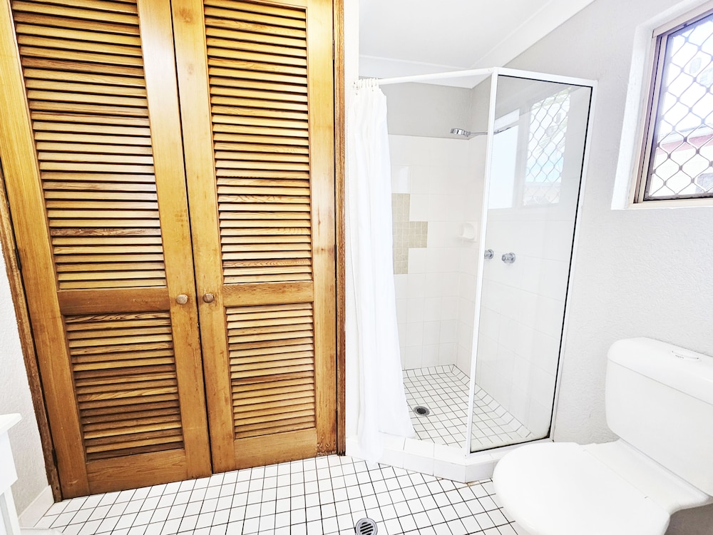 Royal Palm Villas Cairns 27/29