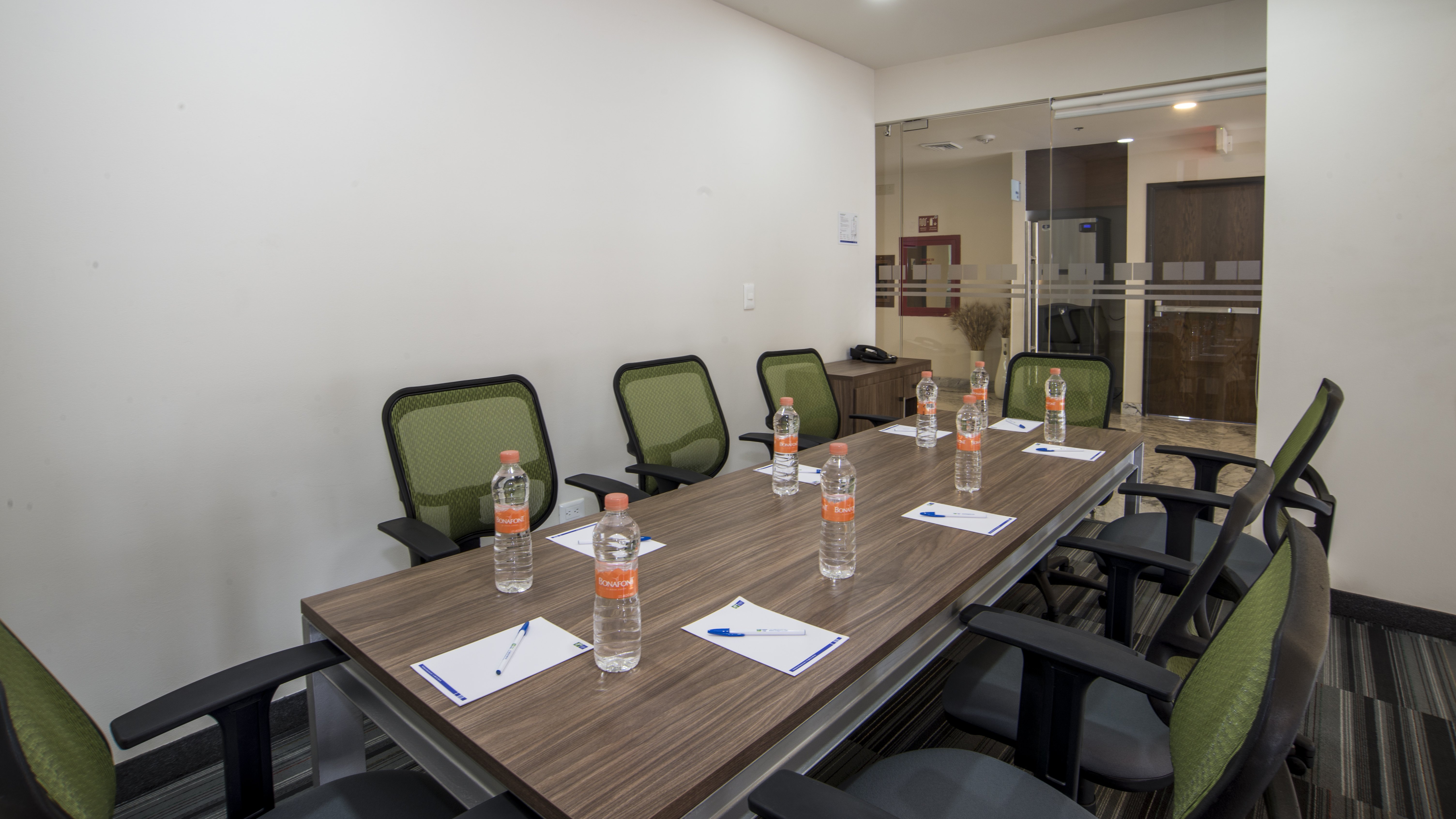 Holiday Inn Express And Suites Ciudad Obregon 57/77