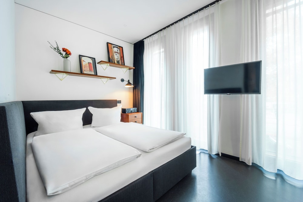 The Spot Serviced Apartments 11/47