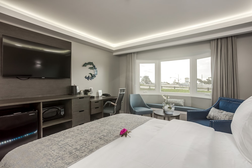 Harbor View Inn 24/42